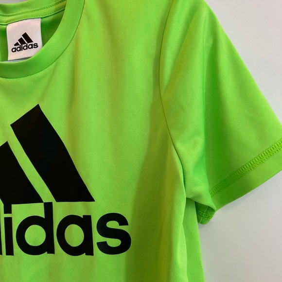 Adidas Kids Green Athletic T-Shirt Size 6 - Picture 5 of 6